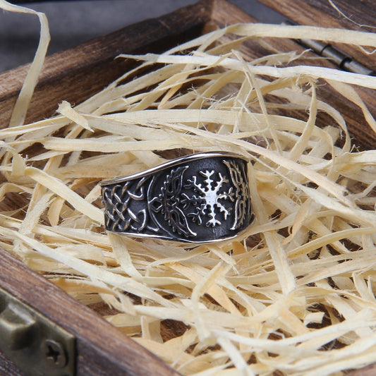 Icelandic Vegvísir Ring