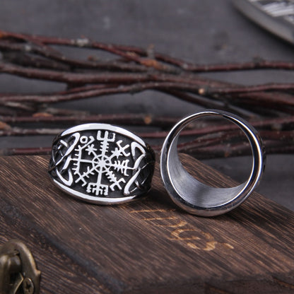 Icelandic Vegvísir Ring